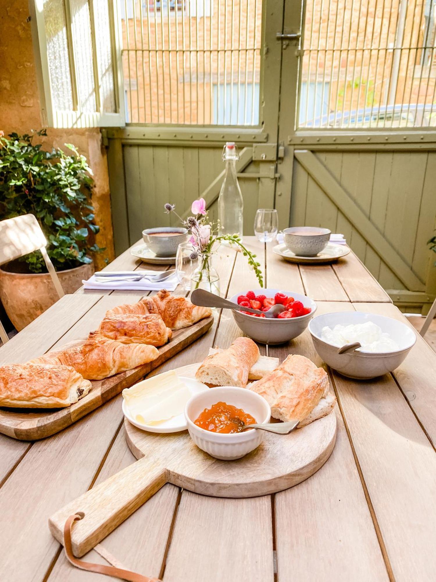 Dix Restaurant & Chambres D'Hotes, Sainte-Alvere, Dordogne Екстер'єр фото